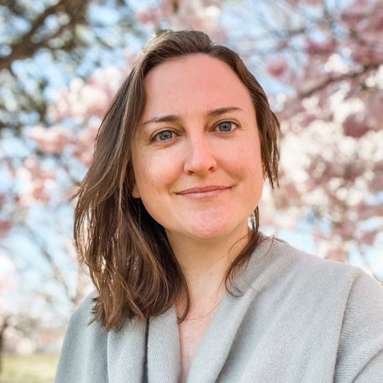Andrea Ducas headshot